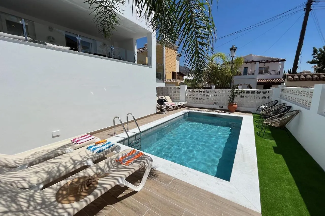 Nerja Paradise Rentals - Villa Las Palmeras