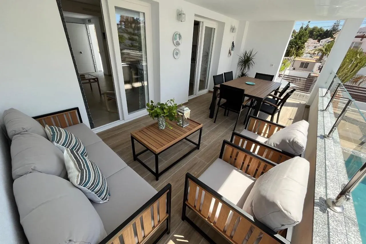 Nerja Paradise Rentals - Villa Las Palmeras