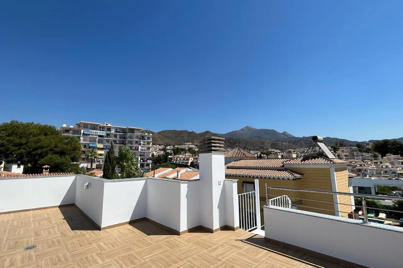 Nerja Paradise Rentals - Villa Las Palmeras