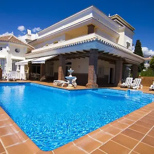  Villa Pergola